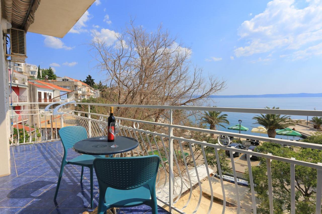Apartments By The Sea Podgora, Makarska - 18918 Exterior foto